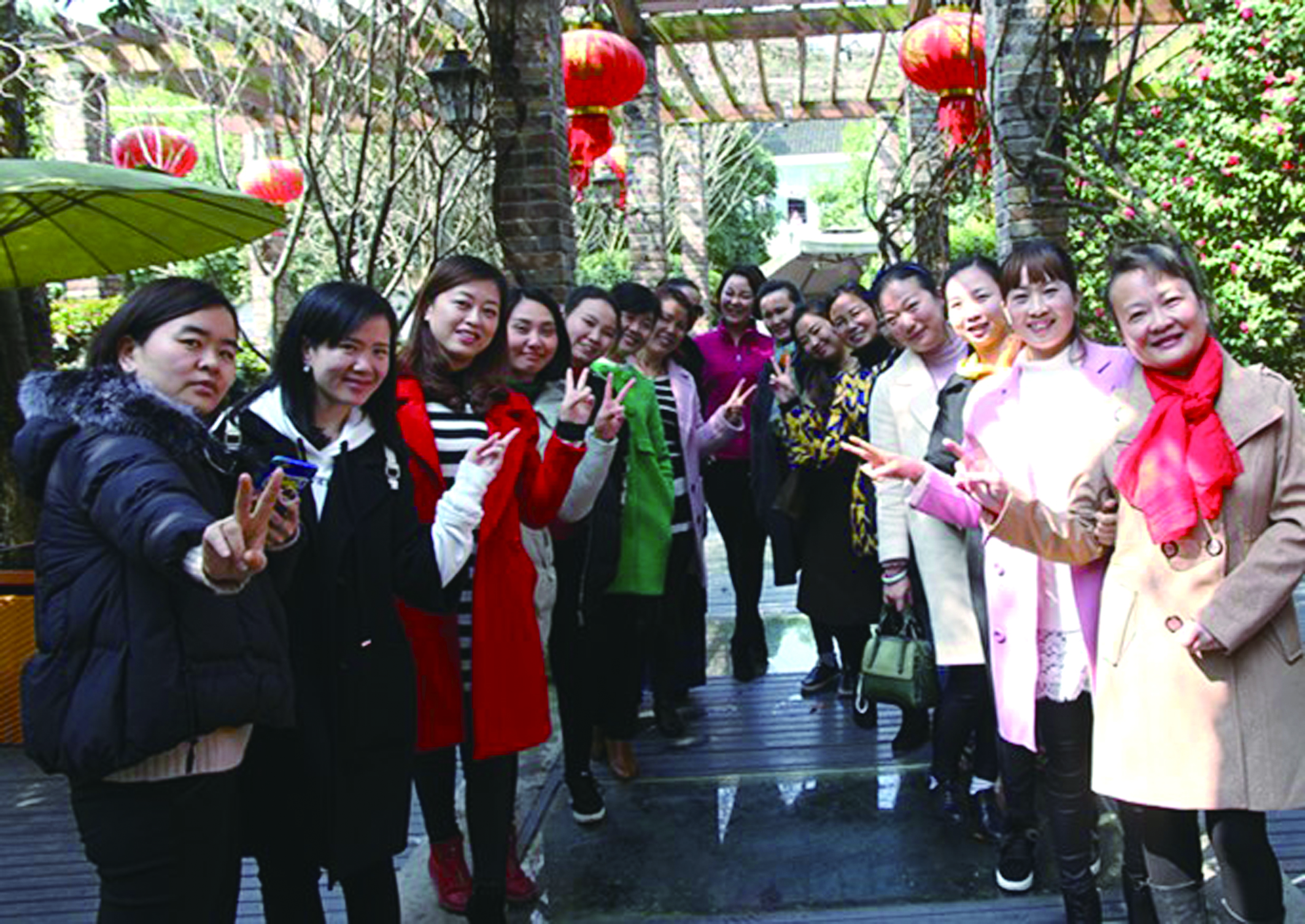 3月8日，集團(tuán)公司機(jī)關(guān)組織慶?！叭恕眿D女節(jié)活動(dòng)